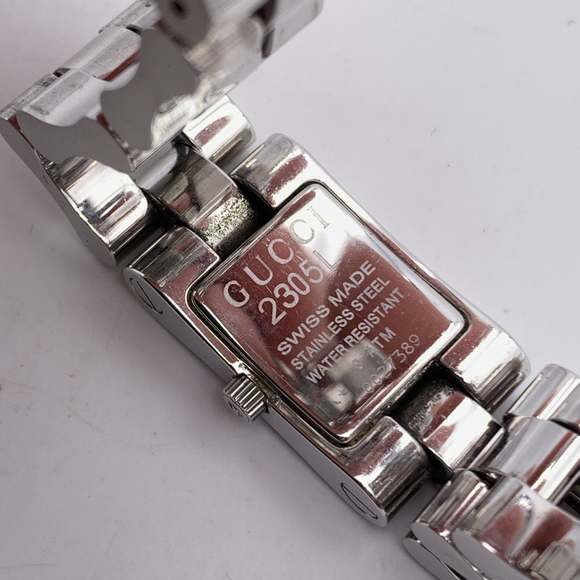 GUCCI Stainless Steel Mod 2305L Wrist Watch White Dial - Picture 4 of 5